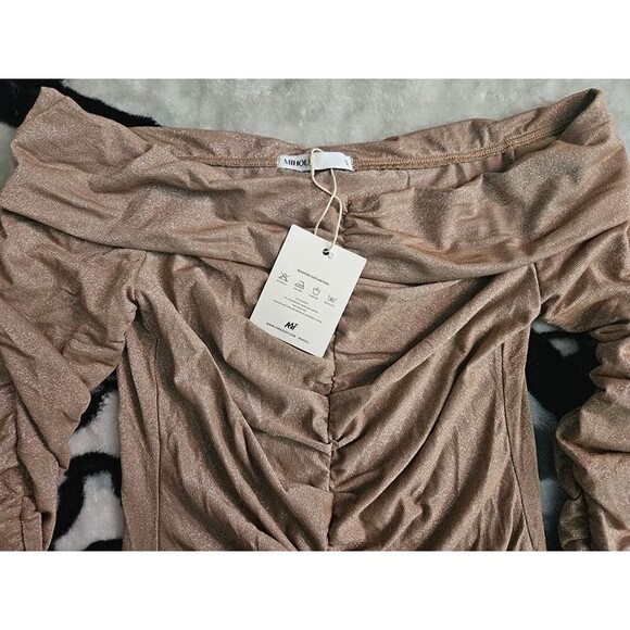 Women's Long Sleeve Off the Shoulder Shirts Tight Fitted Ruched - Size SM - Picture 3 of 6